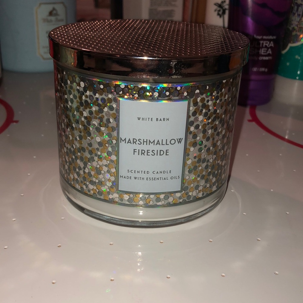 Bath and Body Works candle